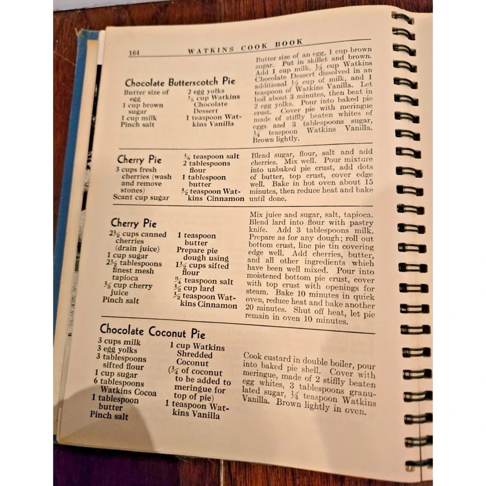 WATKINS COOKBOOK 1948 Spiral Bound by‎ J. R. Watkins Co Vintage 8th edition